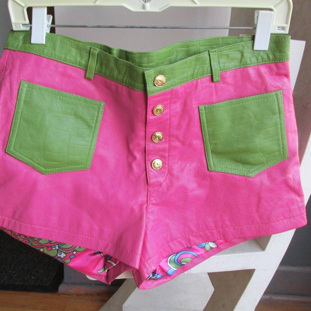 Vintage Wilsons Leather Go Go Shorts size 12 ~Pink/Green~ New